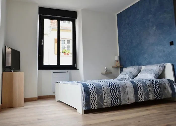 Le Cyclade, De Standing En Hyper-centre. * סירגומין